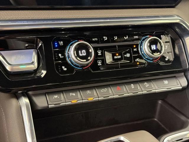 2023 GMC Sierra 1500 4WD Crew Cab Short Box Denali