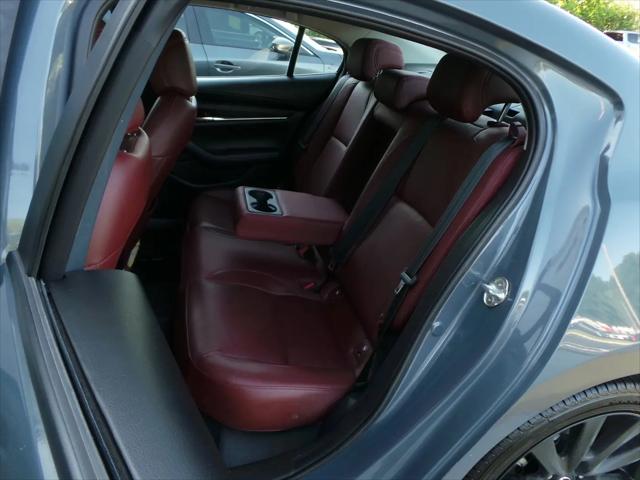 2022 Mazda Mazda3 Carbon Edition