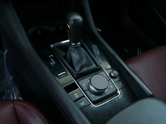 2022 Mazda Mazda3 Carbon Edition