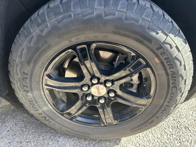 2023 GMC Acadia AWD AT4