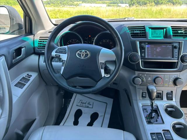 2013 Toyota Highlander SE V6