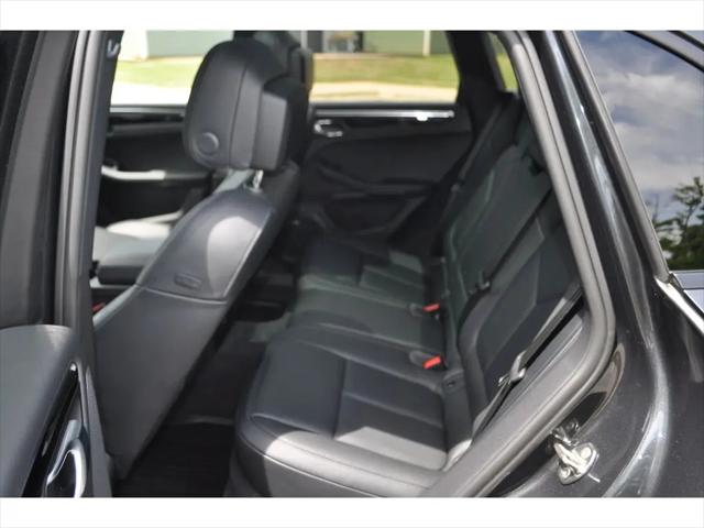 2023 Porsche Macan Macan