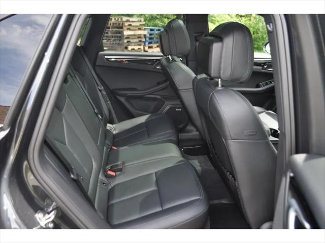 2023 Porsche Macan Macan
