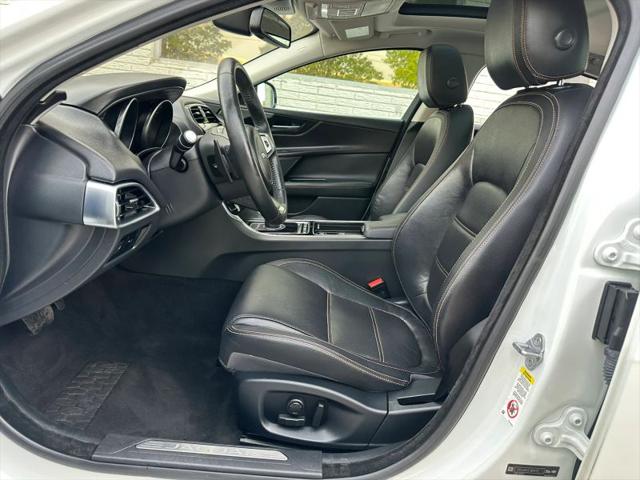 2018 Jaguar XE 25t Prestige