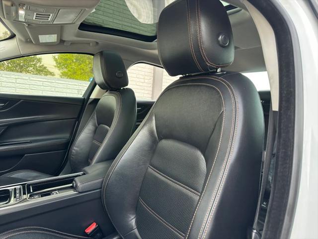 2018 Jaguar XE 25t Prestige