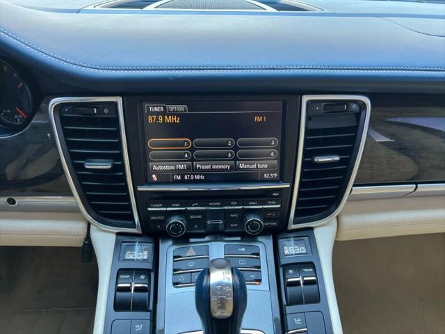 2010 Porsche Panamera Turbo