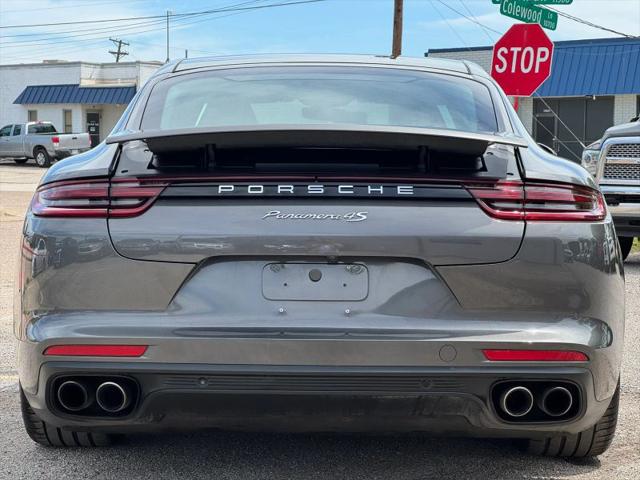 2018 Porsche Panamera 4S