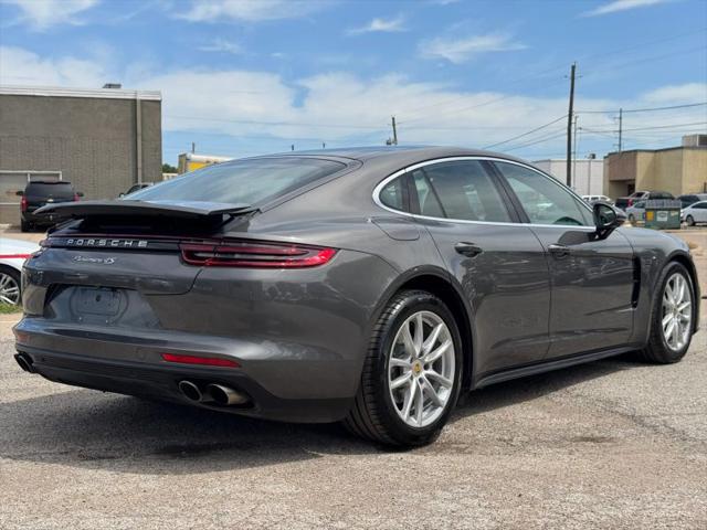 2018 Porsche Panamera 4S
