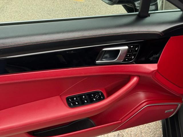 2018 Porsche Panamera 4S