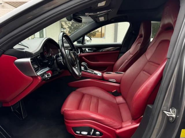 2018 Porsche Panamera 4S