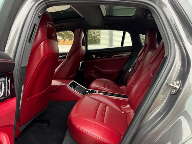 2018 Porsche Panamera 4S