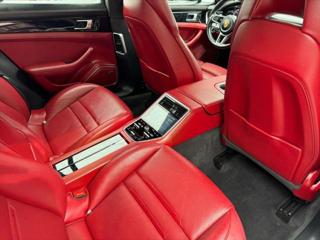 2018 Porsche Panamera 4S