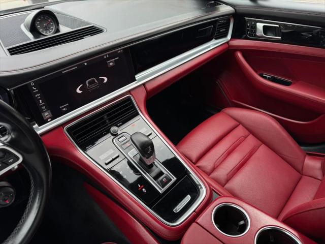 2018 Porsche Panamera 4S