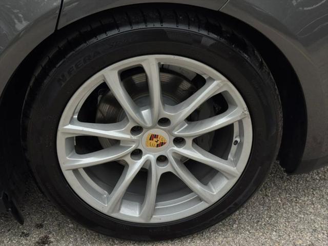 2018 Porsche Panamera 4S