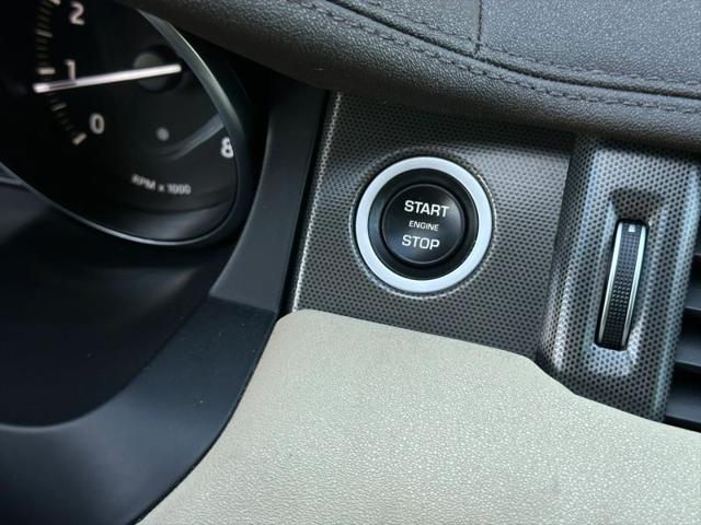 2019 Land Rover Range Rover Evoque SE