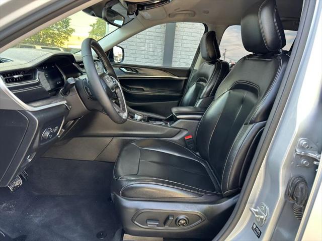2023 Jeep Grand Cherokee L Limited 4x4