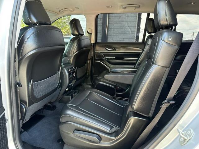 2023 Jeep Grand Cherokee L Limited 4x4