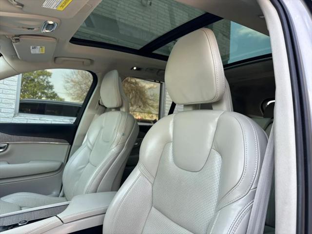 2022 Volvo XC90 T6 Inscription 7 Passenger