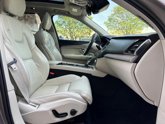 2022 Volvo XC90 T6 Inscription 7 Passenger