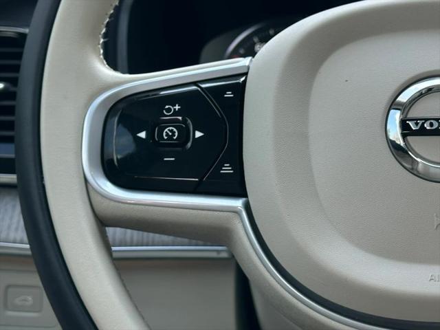 2022 Volvo XC90 T6 Inscription 7 Passenger