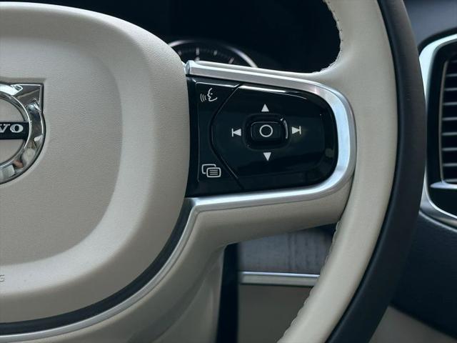 2022 Volvo XC90 T6 Inscription 7 Passenger