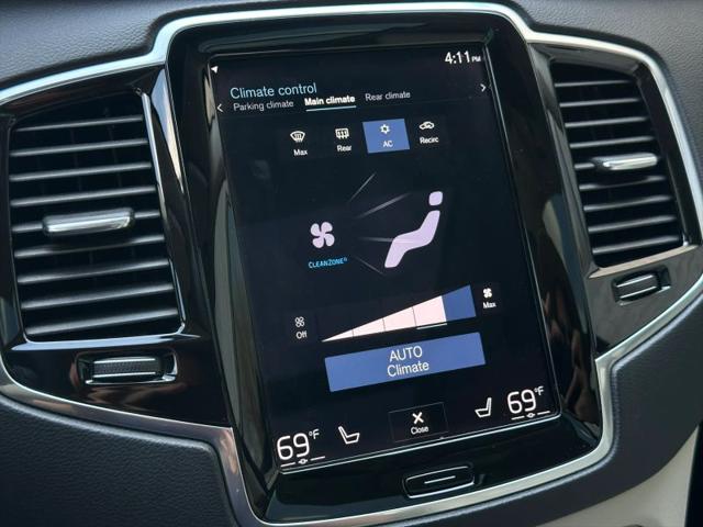 2022 Volvo XC90 T6 Inscription 7 Passenger