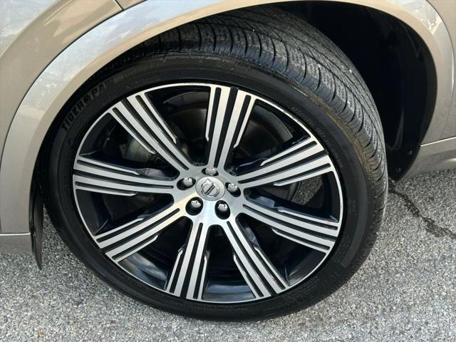 2022 Volvo XC90 T6 Inscription 7 Passenger