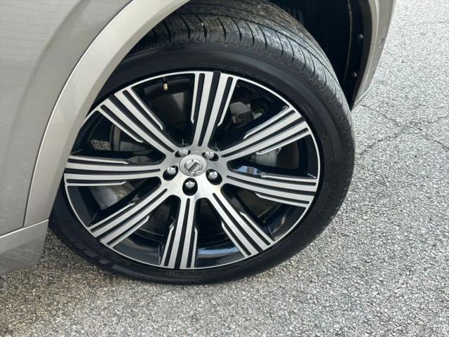2022 Volvo XC90 T6 Inscription 7 Passenger