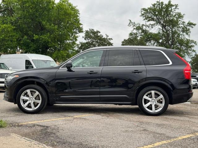 2021 Volvo XC90 T5 Momentum 7 Passenger
