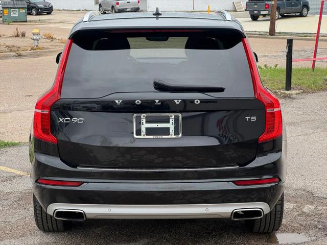 2021 Volvo XC90 T5 Momentum 7 Passenger