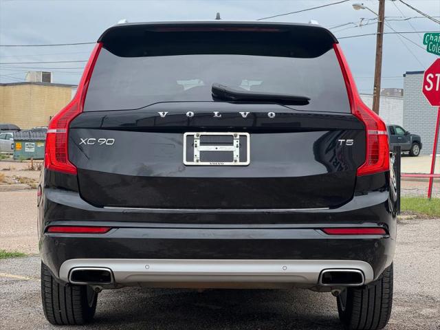 2021 Volvo XC90 T5 Momentum 7 Passenger