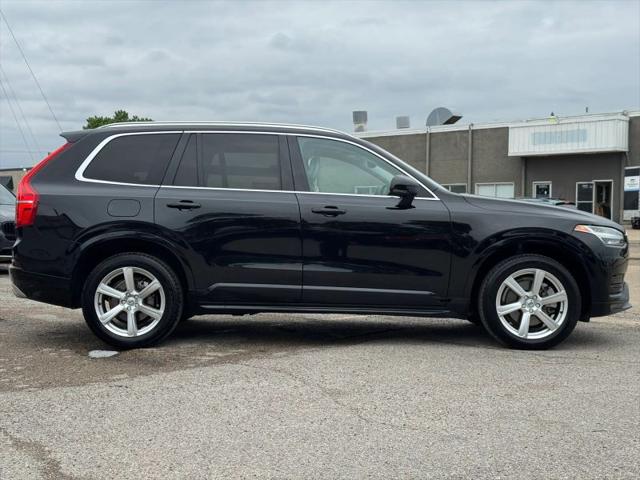 2021 Volvo XC90 T5 Momentum 7 Passenger