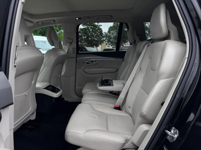 2021 Volvo XC90 T5 Momentum 7 Passenger