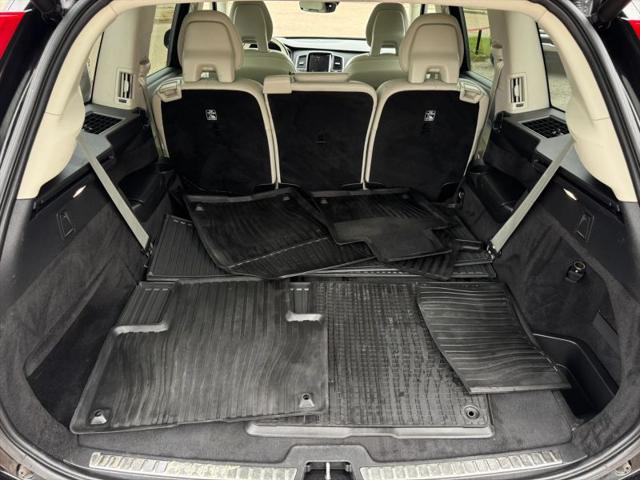 2021 Volvo XC90 T5 Momentum 7 Passenger
