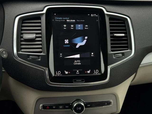 2021 Volvo XC90 T5 Momentum 7 Passenger