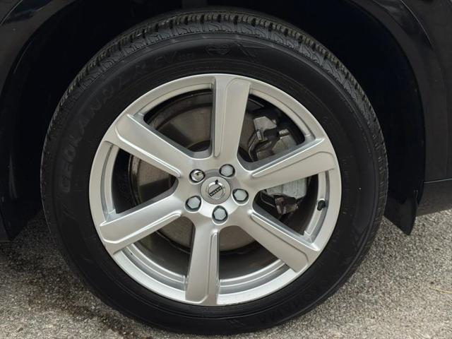 2021 Volvo XC90 T5 Momentum 7 Passenger