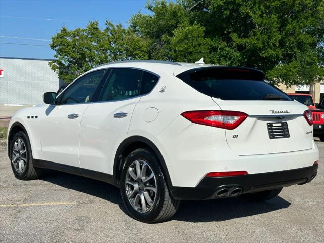2017 Maserati Levante Base