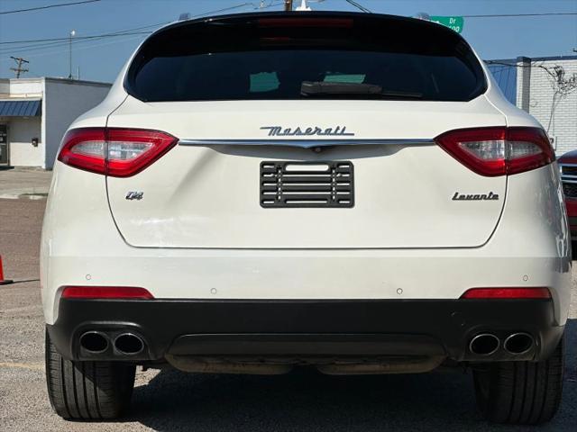 2017 Maserati Levante Base