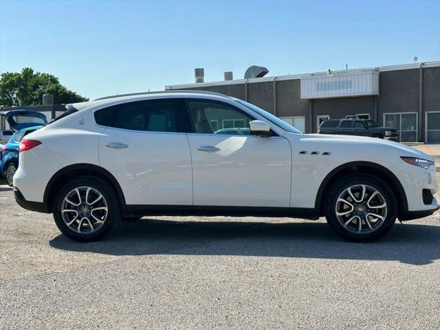 2017 Maserati Levante Base