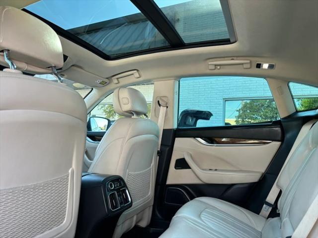 2017 Maserati Levante Base