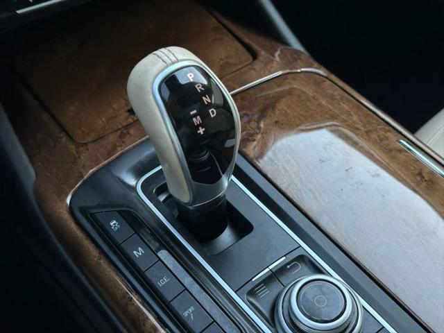 2017 Maserati Levante Base