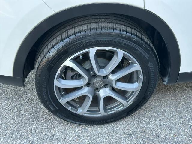 2017 Maserati Levante Base