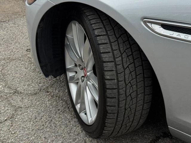 2017 Jaguar XF 35t Prestige
