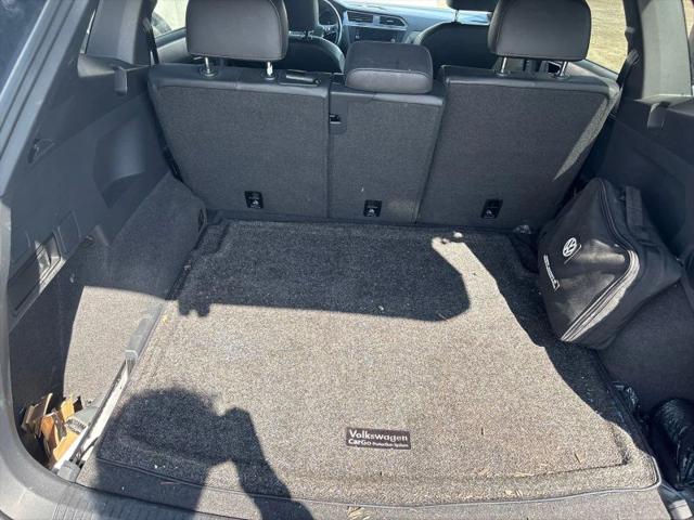 2020 Volkswagen Tiguan 2.0T SE R-Line Black