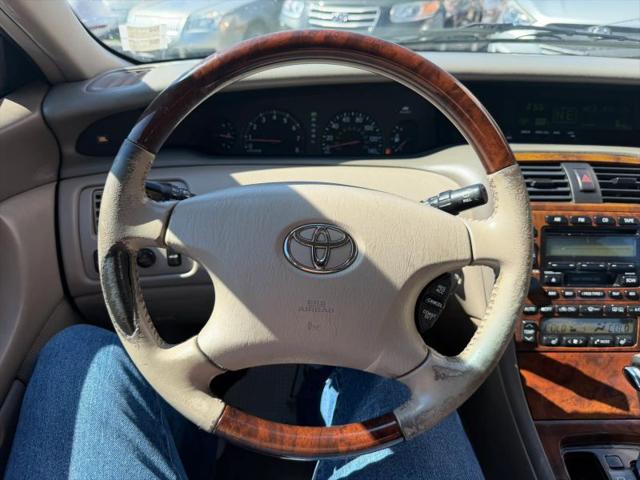 2004 Toyota Avalon XL