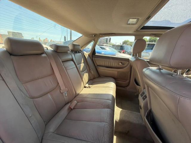 2004 Toyota Avalon XL