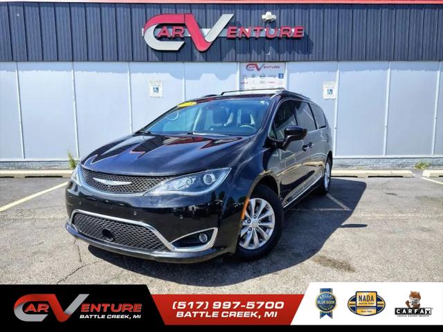 2018 Chrysler Pacifica Touring L for sale in Lansing, MI