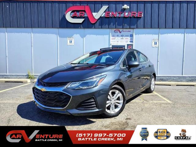 2019 Chevrolet Cruze LT for sale in Lansing, MI
