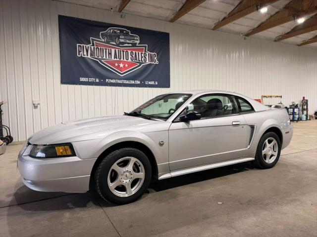 2004 Ford Mustang Base