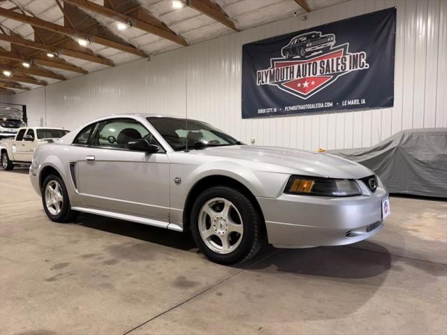 2004 Ford Mustang Base